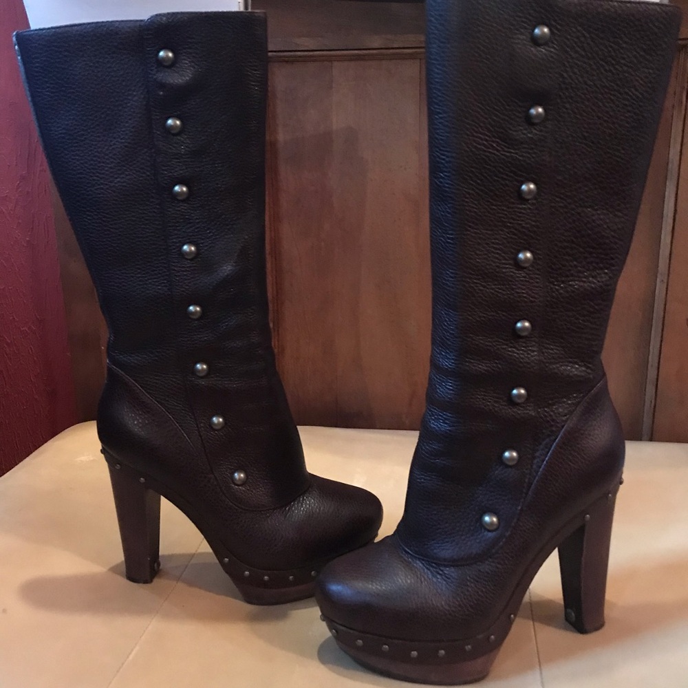 Ugg Cosima sexy & tall cognac color size 8